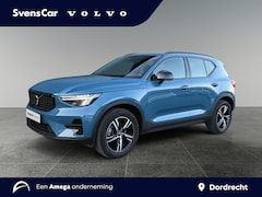 Volvo XC40 - 2.0 B4 Plus Dark | Trekhaak | Stoelverwarming | Keyless Entry | Elektrische kofferklep |