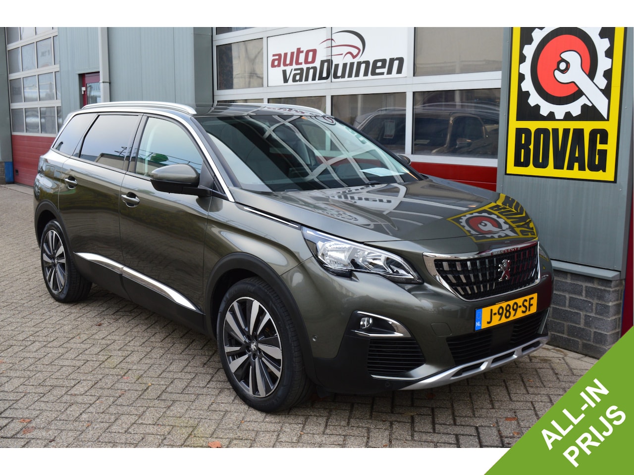 Peugeot 5008 - 1.2 PureTech Allure O.a: Pano, Afn. Haak, PDC, ACC, Carplay, Navi, Etc. All-in prijs! - AutoWereld.nl