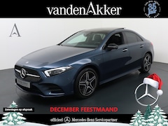 Mercedes-Benz A-klasse - 250e AMG // Panoramadak // Memory // Trekhaak // Keyless // Carplay // Sfeerverlichting //