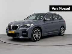 BMW X1 - xDrive25e High Executive 220PK | M Sport | Trekhaak | Achteruitrijcamera | Head-Up Display