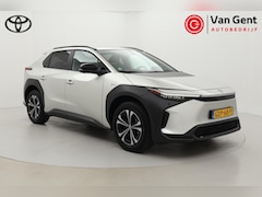 Toyota bZ4X - Dynamic 71 kWh | Warmtepomp | Dodehoek detectie | Navigatie | 360 camera | Stoel-/stuurver
