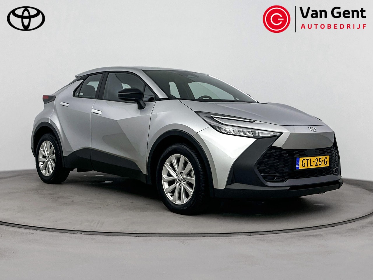 Toyota C-HR - 1.8 Hybrid 140 Active | Navigatie | Dodehoek detectie | Apple Carplay / Android Auto | Ada - AutoWereld.nl