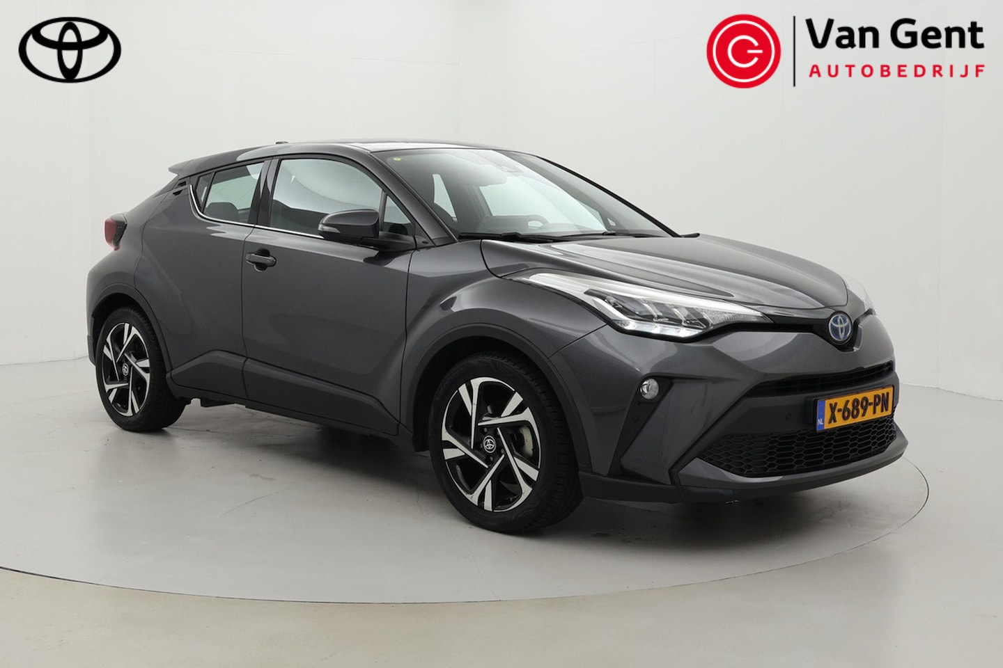 Toyota C-HR - 2.0 Hybrid Dynamic | Navigatie | Dodehoek detectie | Apple Carplay / Android Auto | Parkee - AutoWereld.nl