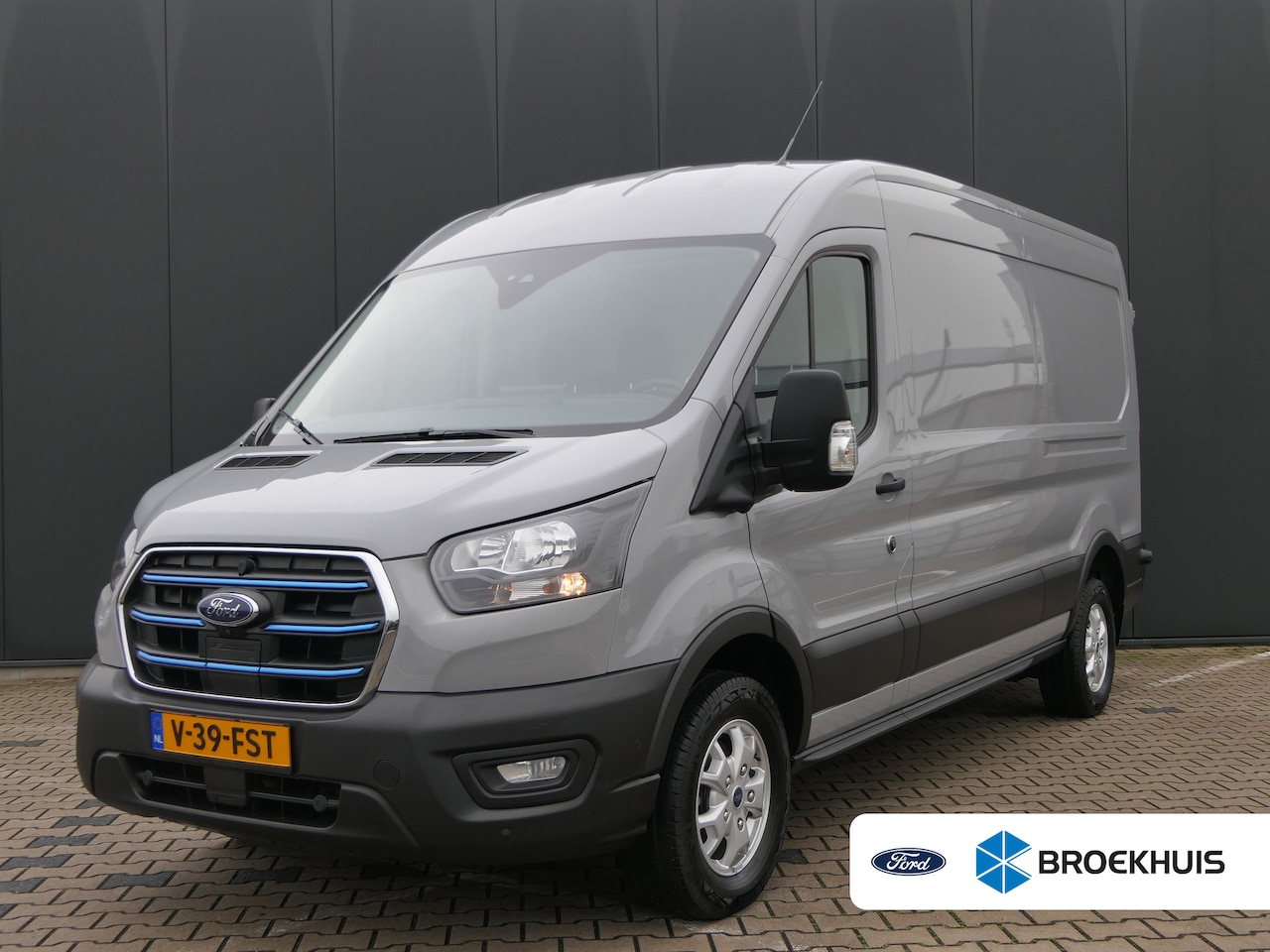 Ford E-Transit - 350 L3H2 Trend 68 kWh | PRO Power Stopcontacten | Adaptive Cruise | BLIS | 360 Camera | Li - AutoWereld.nl