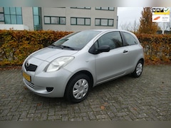Toyota Yaris - 1.0 VVTi Apk 20-06-2026 Elektrische spiegels