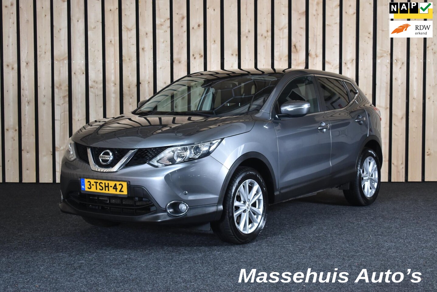 Nissan Qashqai - 1.2 Connect Edition 106dkm Trekhaak Panoramadak Camera Navi Clima Cruise PDC Nwe APK - AutoWereld.nl