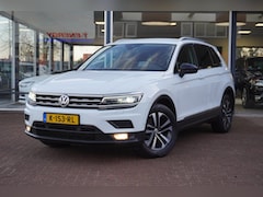 Volkswagen Tiguan - 2.0 TDI Highline | Automaat | 146.000KM | Airco | Navigatie | Trekhaak | Vol opties | Inru