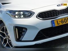 Kia Pro cee'd - ProCeed 1.5 T-GDi MHEV GT-Line Edition Automaat - Deluxe White Metallic - Topstaat