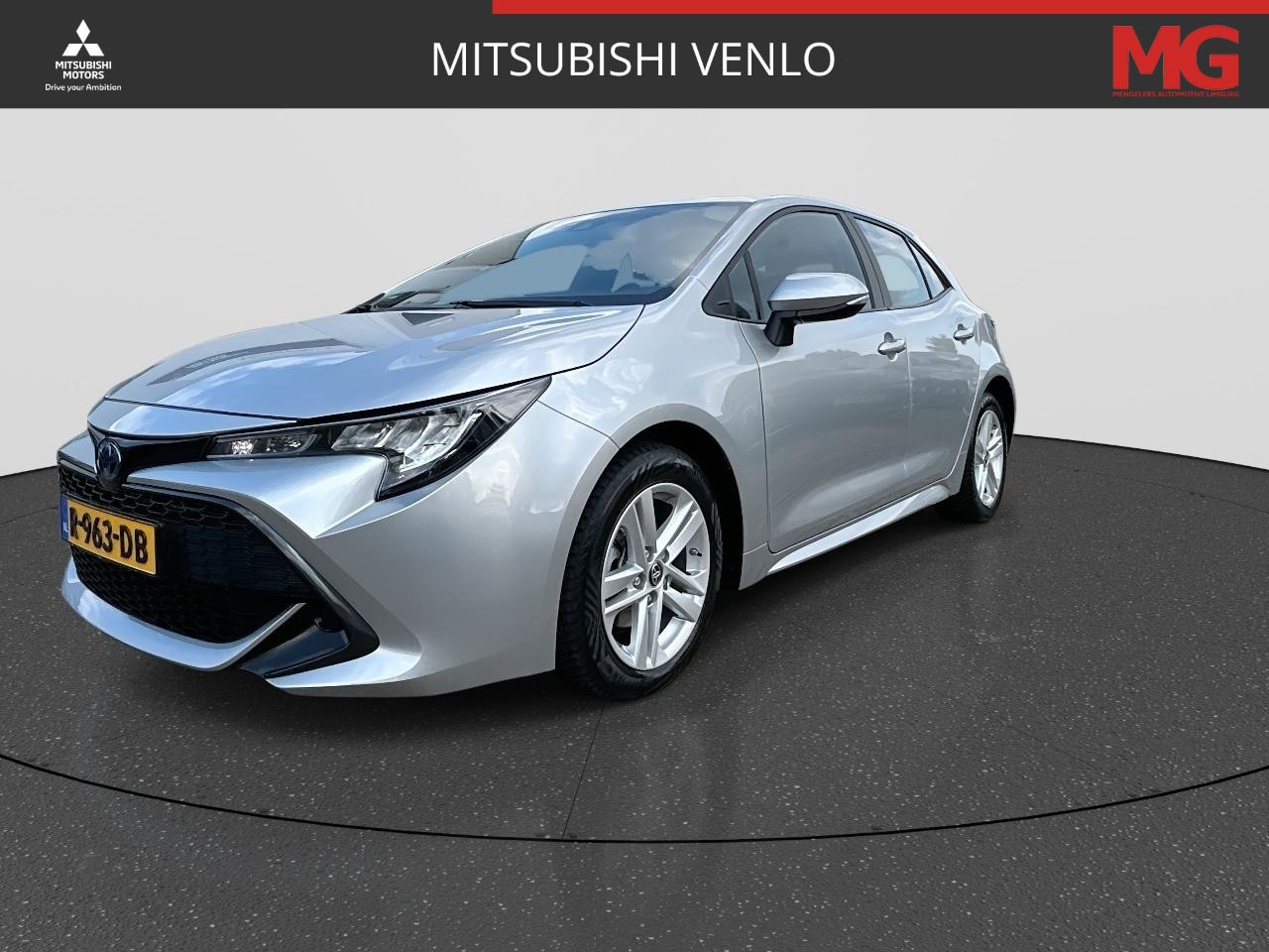 Toyota Corolla - 1.8 Hybrid Active | Rijklaar | 1e Eigenaar | Dealeronderhouden | Climate Control | Cruise - AutoWereld.nl