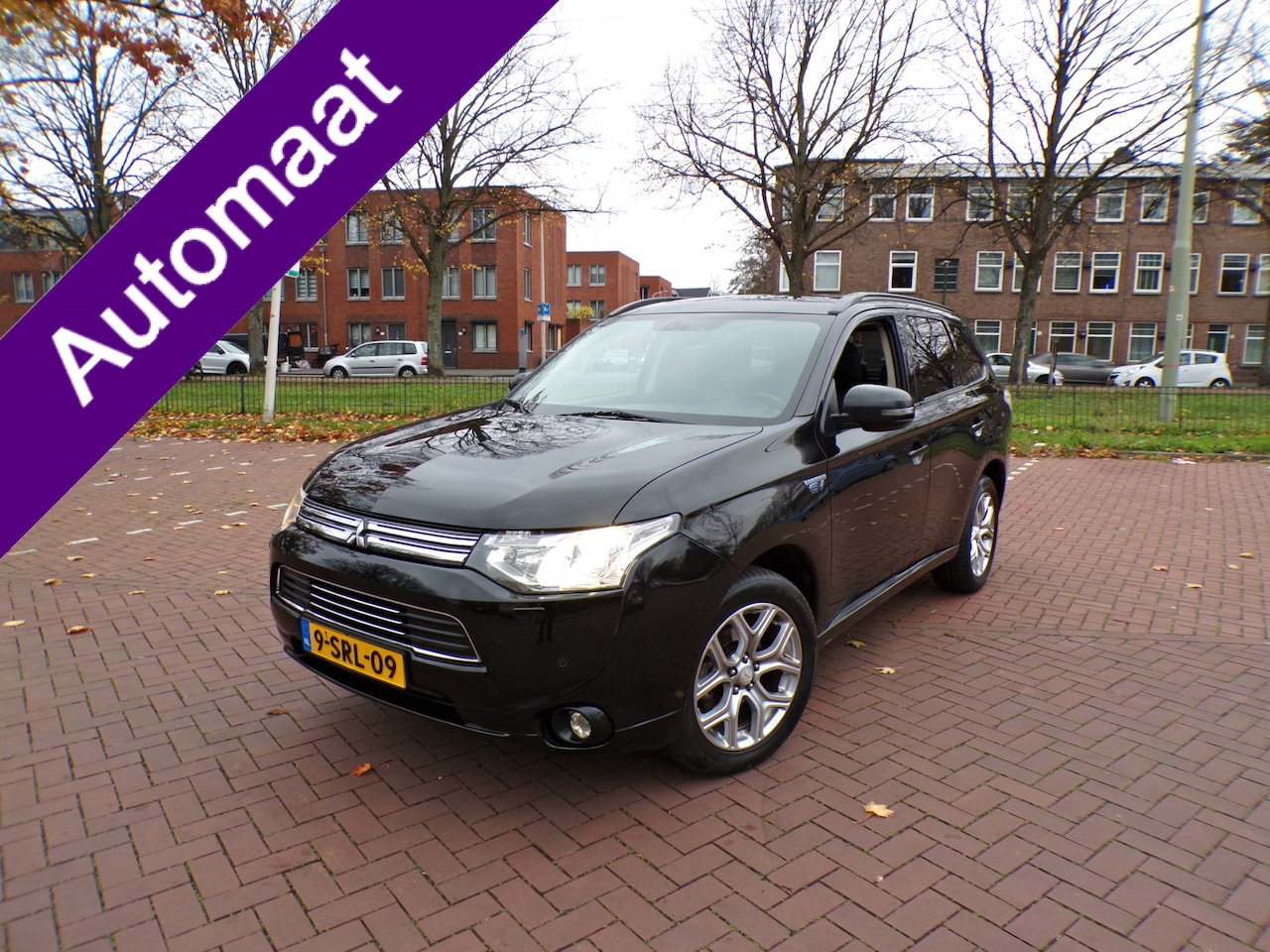 Mitsubishi Outlander - 2.0 PHEV Instyle AUTOMAAT - AutoWereld.nl
