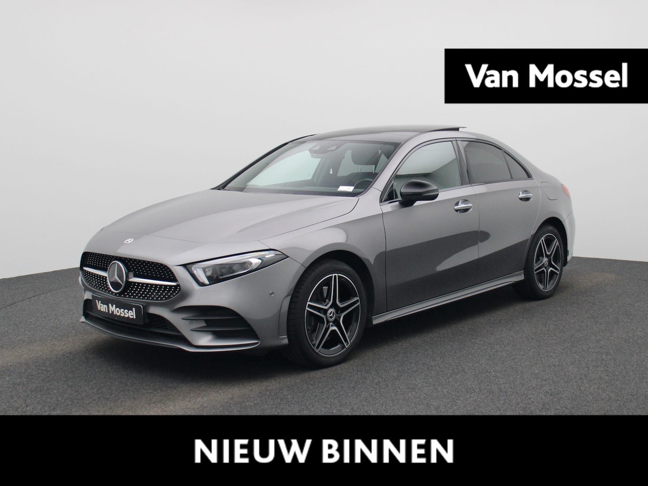 Mercedes-Benz A-klasse - Limousine A 250 e AMG Line | Automaat | Panoramadak | Navigatie | Trekhaak | Bluetooth | C - AutoWereld.nl