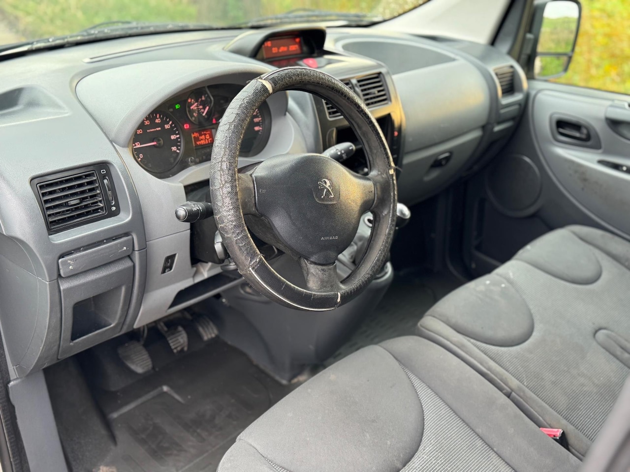 Peugeot Expert - 229 2.0 HDI L2H1 EURO 5 128PK AIRCO/CRUISE/MARGE/PDC/3ZITS/TREKHAAK - AutoWereld.nl