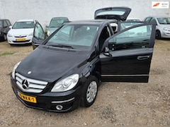 Mercedes-Benz B-klasse - 160 AUTOMAAT ZEER NETJES