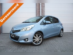 Toyota Yaris - 1.3 VVT-i Executive Keyless/Camera/Navi/Half leer/Trekhaak/Garantie