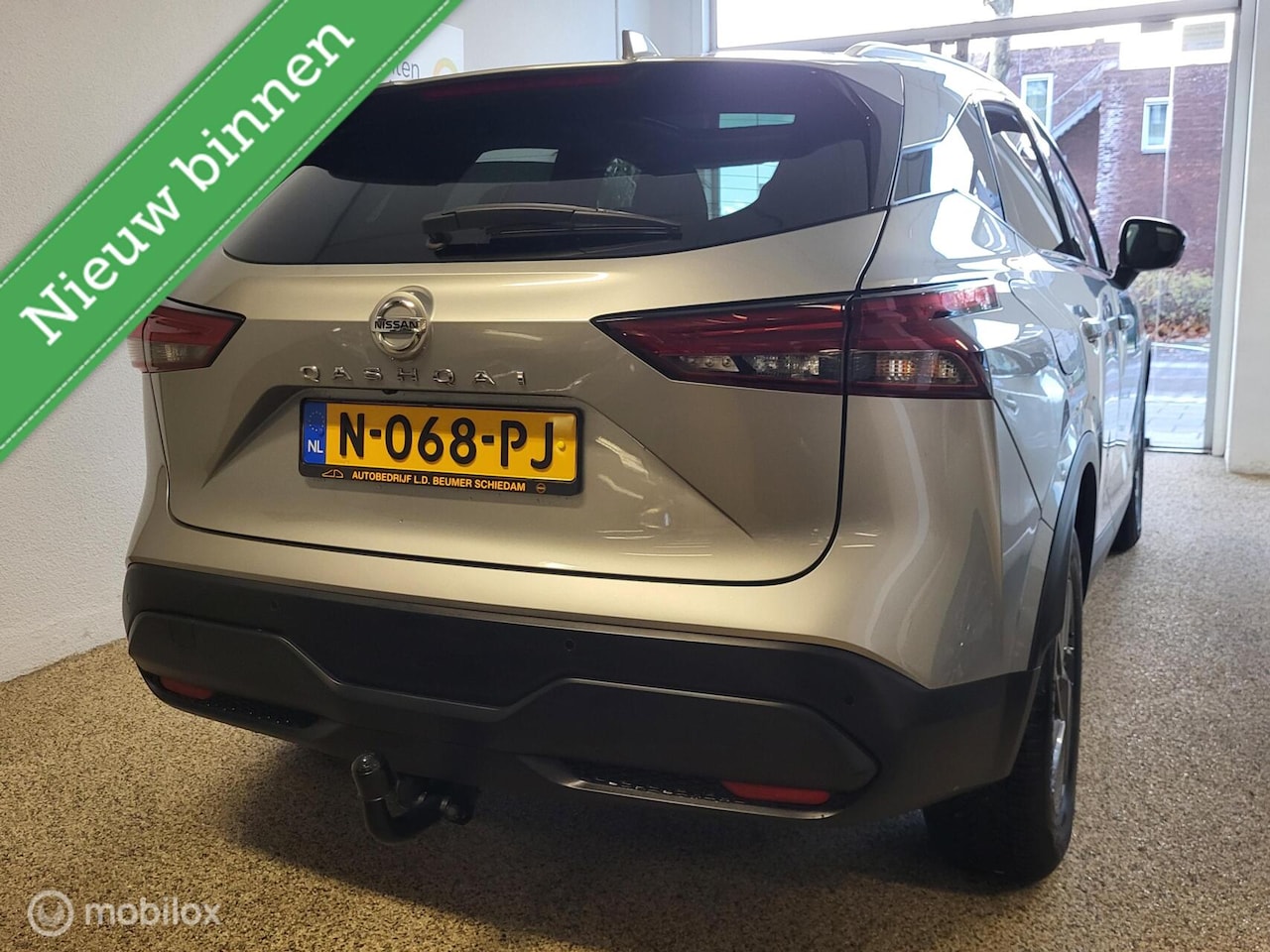 Nissan Qashqai - 1.3 MHEV Urban Pack *NL, 1e EIG, NAVI, PANO, 360 CAMERA, TRKHK, RIJKLAARPRIJS!*