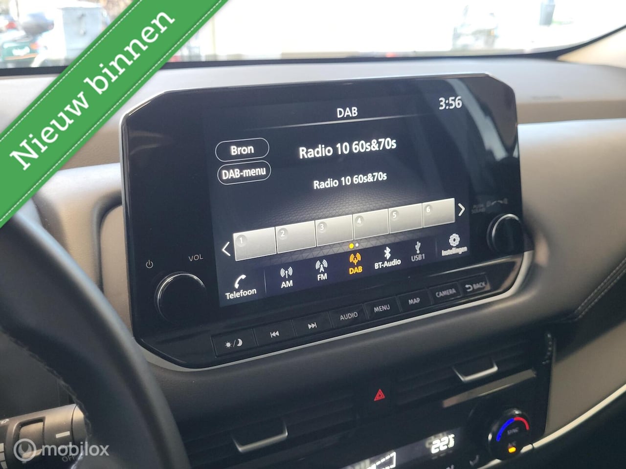 Nissan Qashqai - 1.3 MHEV Urban Pack *NL, 1e EIG, NAVI, PANO, 360 CAMERA, TRKHK, RIJKLAARPRIJS!*