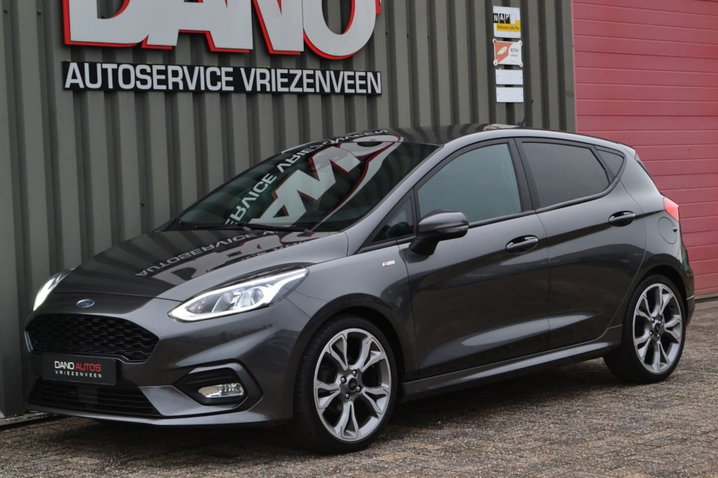 Ford Fiesta - 1.0 EcoB. 125PK ST-Line Navi/LED/Carplay/B&O - AutoWereld.nl