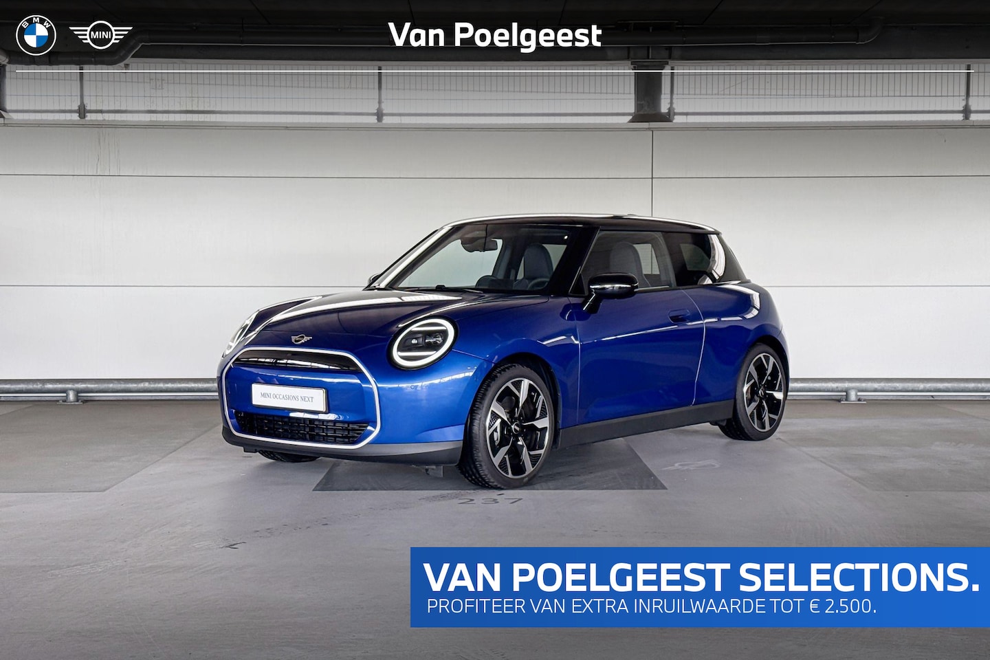 MINI Cooper - 3-deurs E Favoured M 40.7 kWh | Selections - AutoWereld.nl