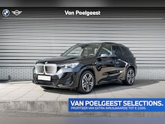 BMW iX1 - eDrive20 M Sportpakket / Premium Pack / Elektrische Trekhaak / Selections