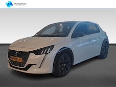 Peugeot 208 - 1.2 TURBO 100PK GT-LINE AUTOMAAT 5DRS PANO NAVI CAMERA WINTERPACK NAP