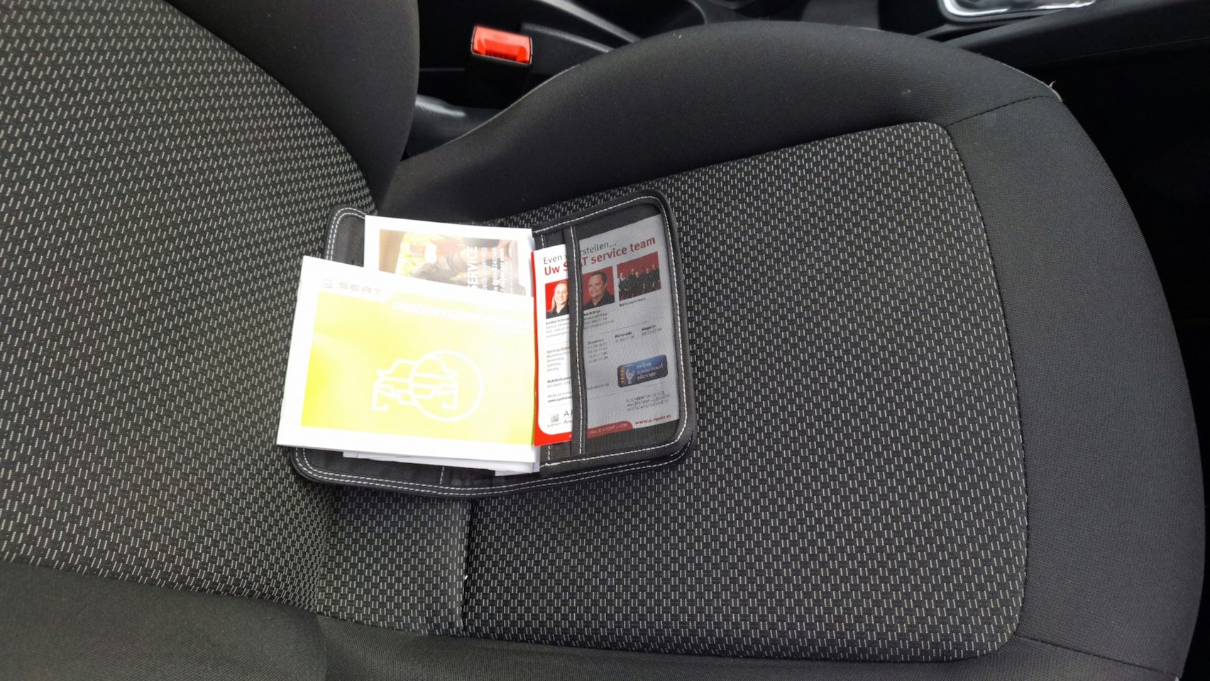 SEAT Ibiza - 1.0 EcoTSI Style Connect/Navigatie/Pdc A/Cruise/Lm Velgen/Perfecte staat/ - AutoWereld.nl