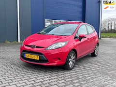 Ford Fiesta - 1.25 Limited | Koppeling slipt Nu € 999,