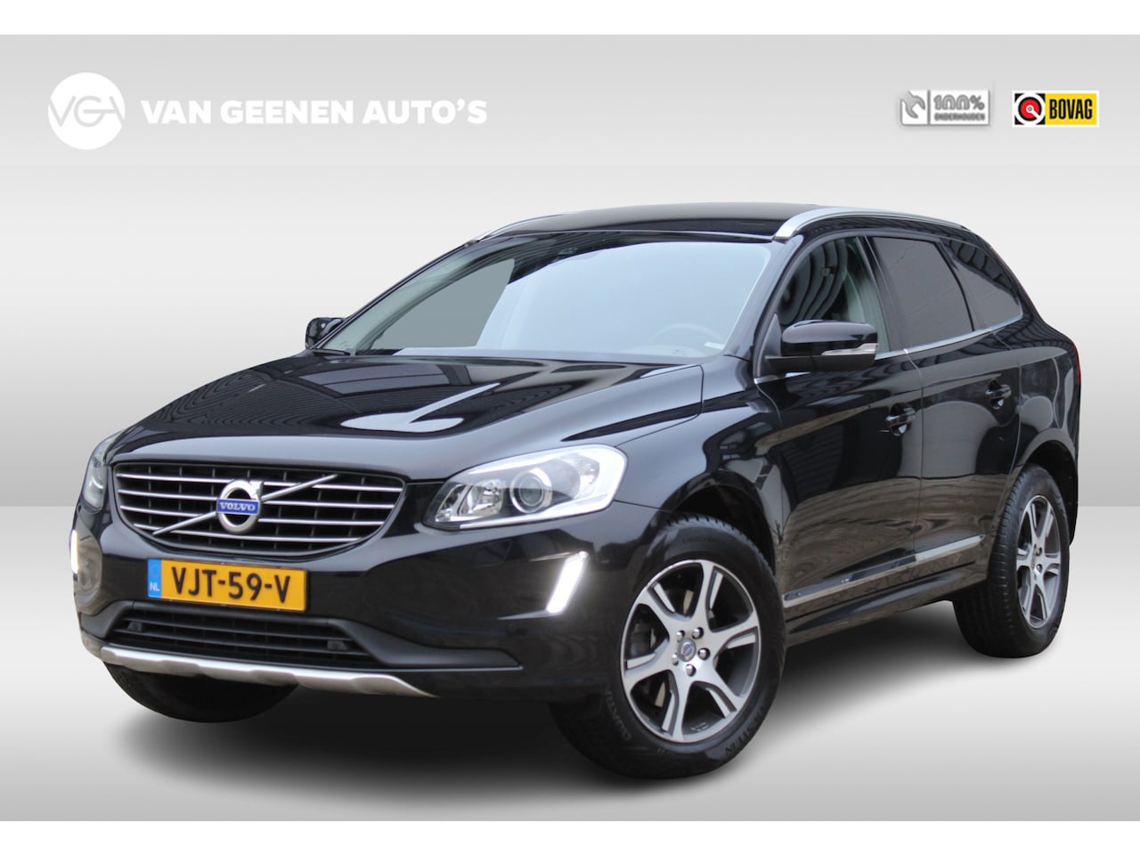 Volvo XC60 - 2.0 D3 FWD | Automaat | Grijs kenteken | Leder | Trekhaak - AutoWereld.nl