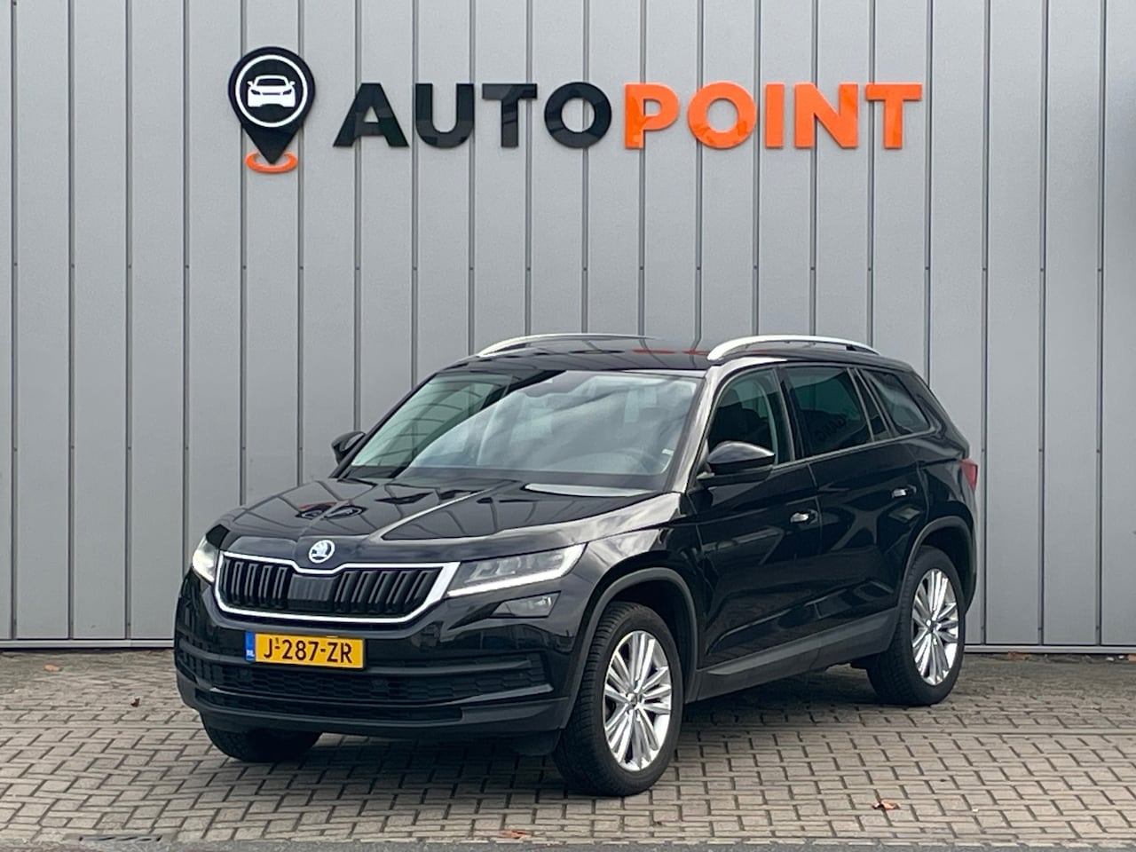 Skoda Kodiaq - 1.5 TSI Business 7PERS 1E EIG|DSG|TREKHAAK|CAMERA|STOEL+STUURVRM|ADAPT.CRUISE|LEER/ALCANTA - AutoWereld.nl