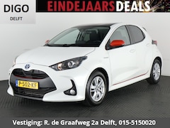 Toyota Yaris - 1.5 Hybrid Active + Coral Red Pack | 1e eigenaar | Apple Carplay & AndroidAUTO | Camera |