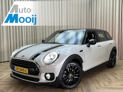 MINI Clubman - 1.5 Cooper 136PK / Sportstoelen + -verwarmd / LED / Two Tone Black / Cruise / Keyless / Na