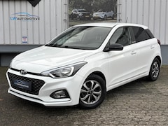 Hyundai i20 - 1.2 HP 84pk Comfort | Carplay | Camera | 16 inch | Stoel+stuurverwarming