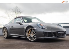 Porsche 911 Targa - GTS Exclusive Manufactur Edition