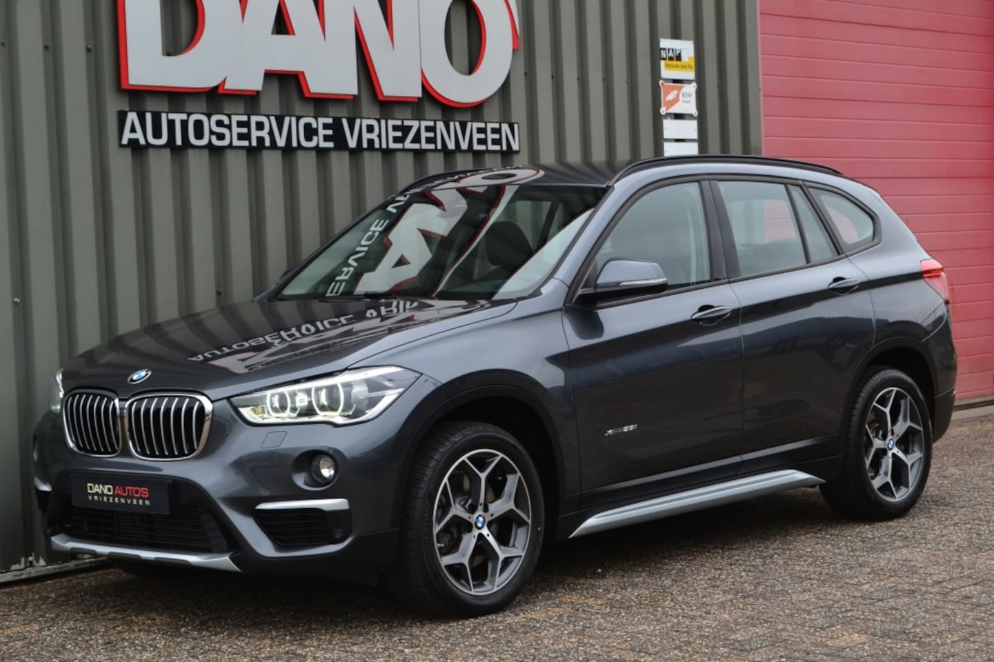 BMW X1 - xDrive25i High Executive LED/Camera/ACC/Navi - AutoWereld.nl