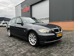 BMW 3-serie Touring - 320i High Executive