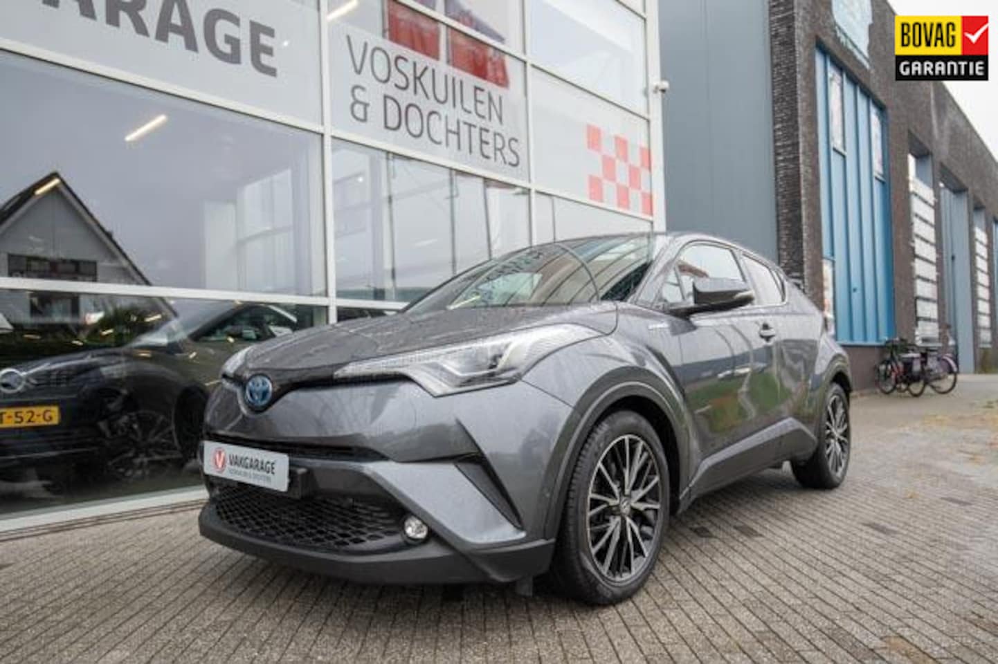 Toyota C-HR - 1.8 Hybrid Style| Dodehoeksensoren | Luxe interieur - AutoWereld.nl