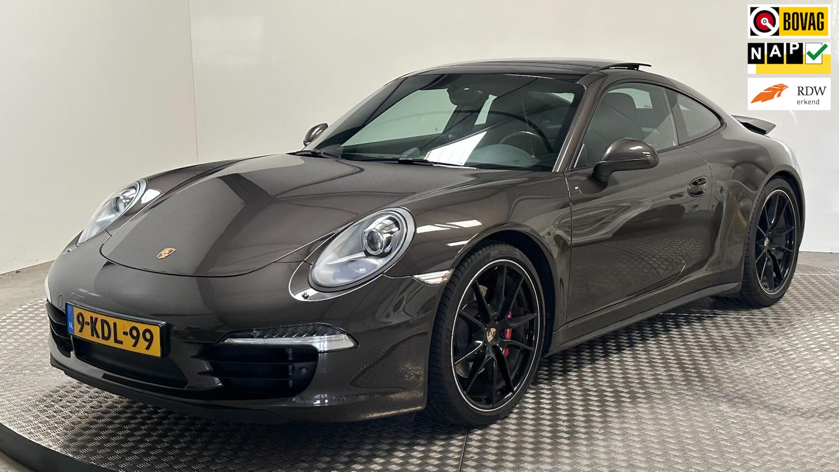 Porsche 911 - 3.8 Carrera 4S Automaat pdk chrono stoelverwarming panoramadak parkeersensoren cruisecontr - AutoWereld.nl