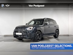 MINI Countryman - C | John Cooper Works Uitvoering | Pakket M | 19" Runway Spoke Jet Black | Selections