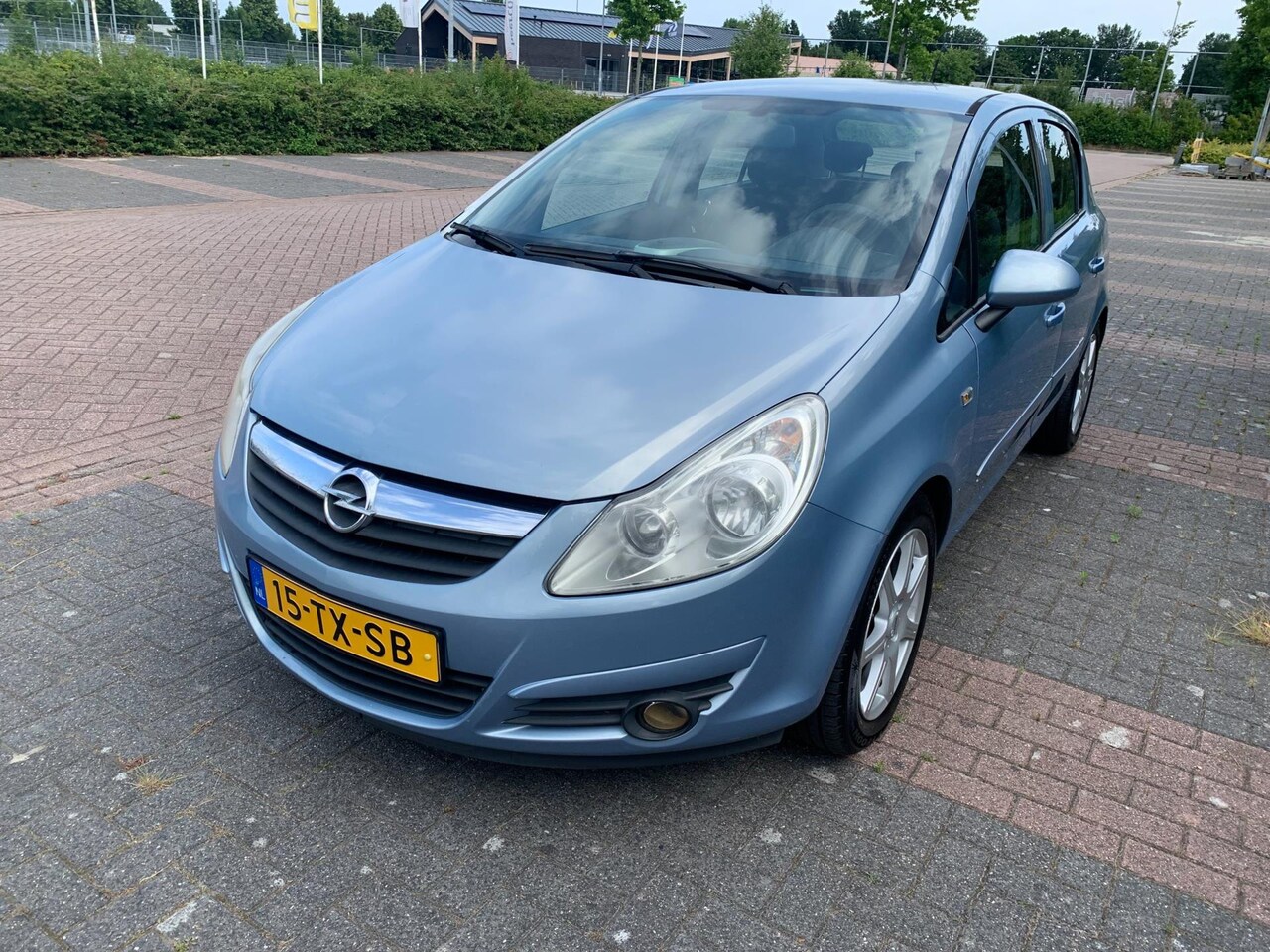 Opel Corsa - 1.4-16V Enjoy 1.4-16V Enjoy ( Nieuwe APK 06-2026 ) - AutoWereld.nl
