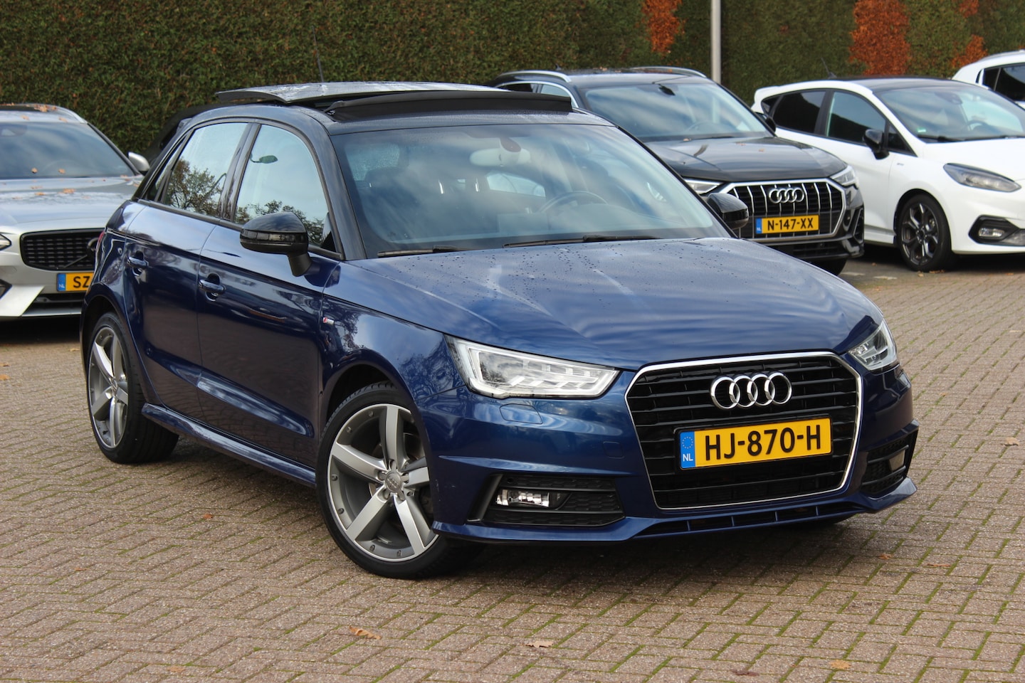 Audi A1 Sportback - 1.4 126pk TFSI Adrenalin / Trekhaak / Panoramadak / Xenon / Navigatie / Parkeerhulp achter - AutoWereld.nl