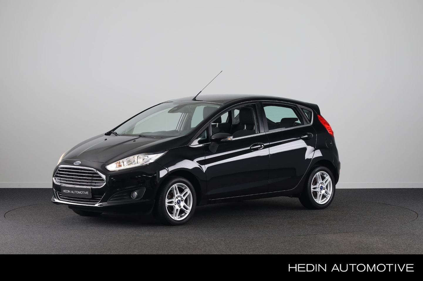 Ford Fiesta - 1.0 Titanium | Verwarmde voorruit | Climate Control | Lichtmetalen velgen | Cruise Control - AutoWereld.nl