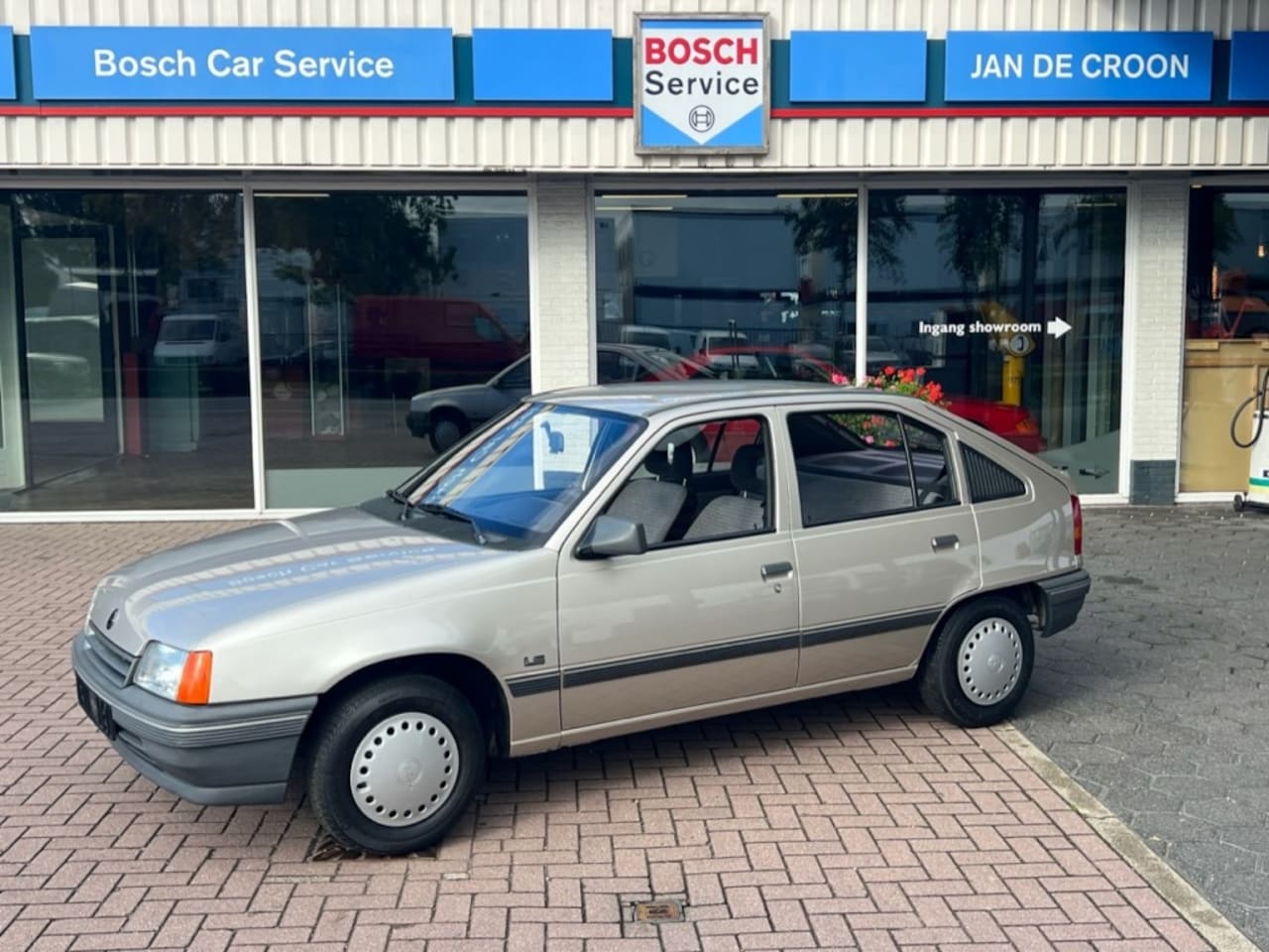 Opel Kadett - 1.2 5drs 59.000km 1e eigenaar ORIGINEEL #COOL - AutoWereld.nl