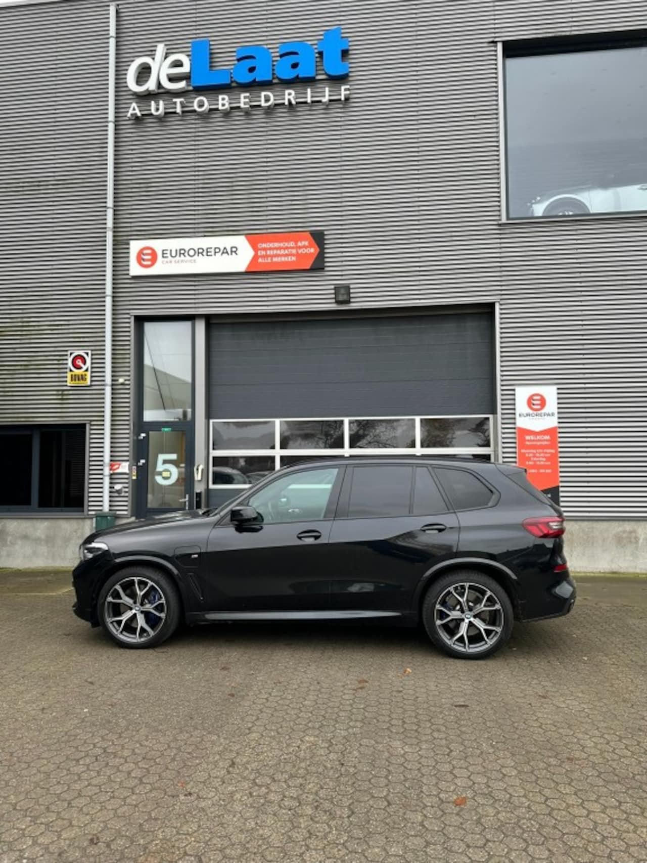 BMW X5 - 45E, M pakket, stuur/stoelverw.Nav. 21Inch,elec.Trekhaak,Head up - AutoWereld.nl