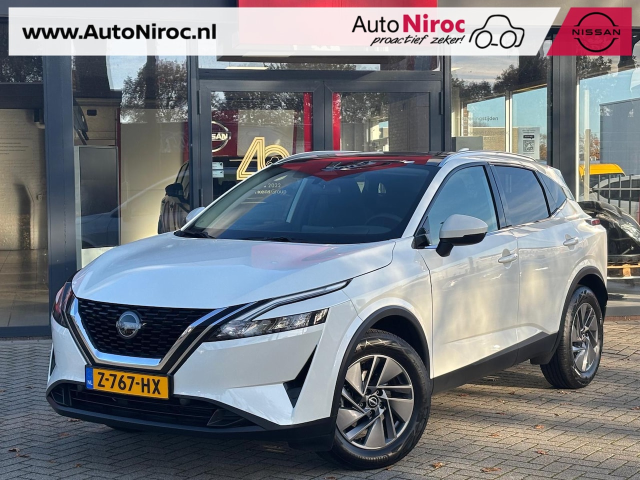 Nissan Qashqai - MHEV 140 Acenta | PANORAMADAK | APPLE CARPLAY/ANDROID AUTO | CAMERA | 17 INCH | - AutoWereld.nl