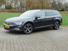 Volkswagen Passat Variant - 1.5 TSI/DSG Business, Acc, Led, Trekhaak, Carplay, Navi