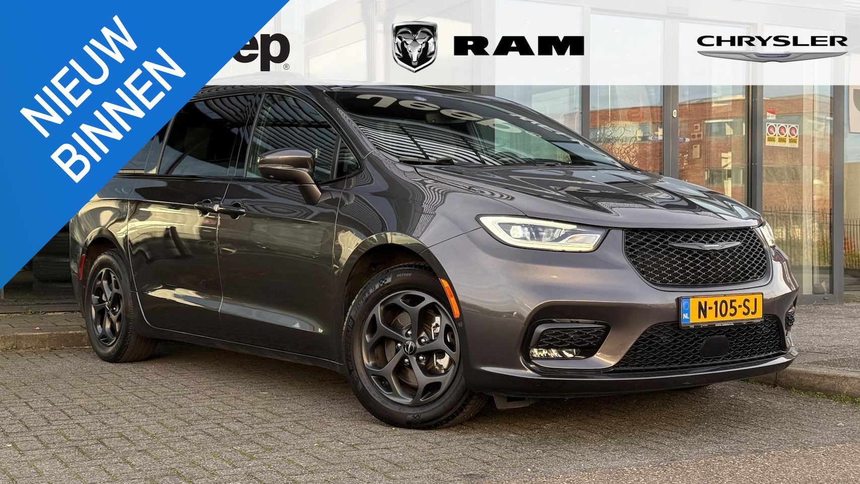 Chrysler Pacifica - 3.6 V6 Hybrid S | Vol optie | NAP | 1e eigenaar - AutoWereld.nl