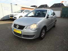 Volkswagen Polo - 1.4 TDI Trendline NAVI AIRCO