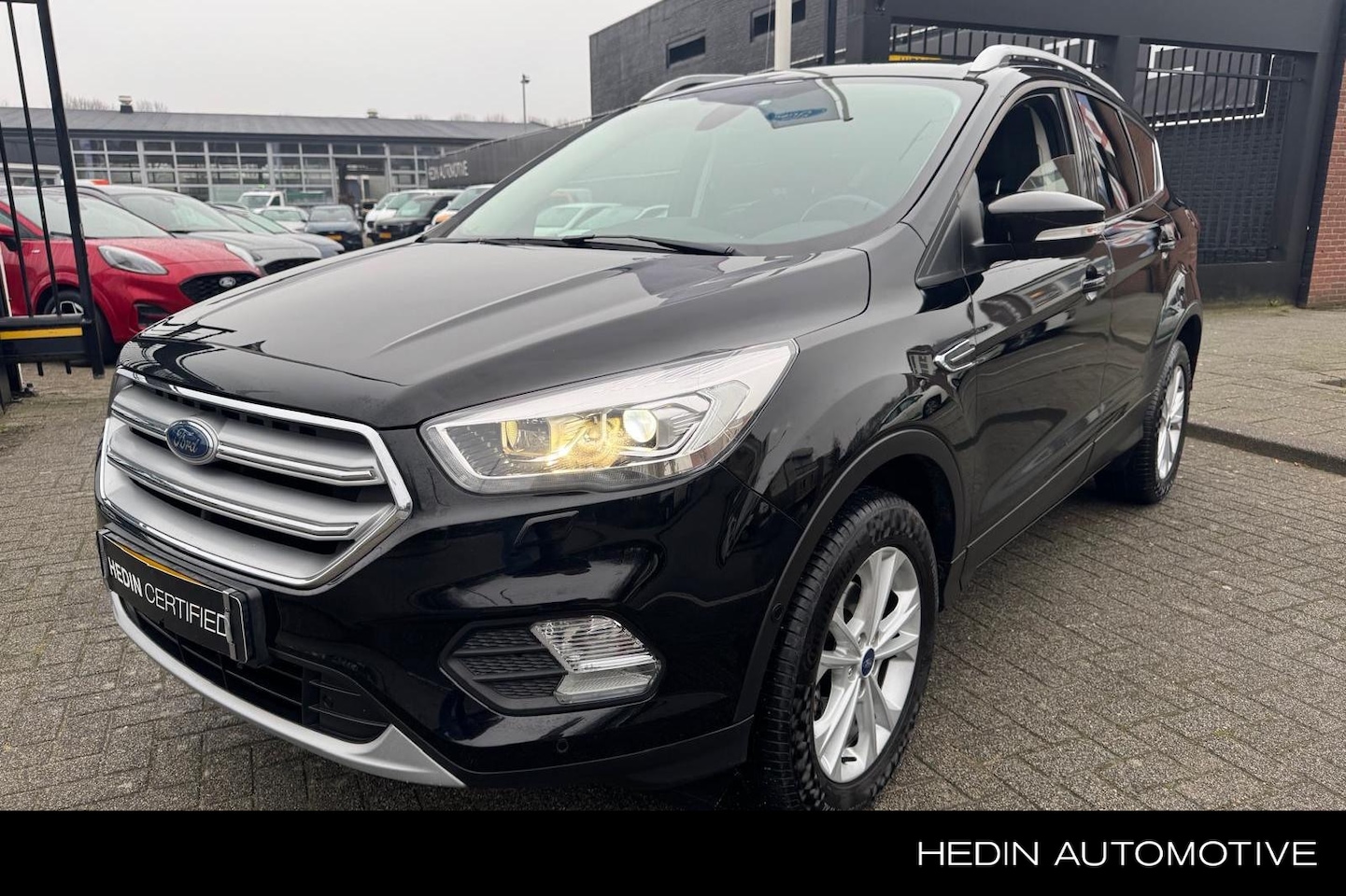 Ford Kuga - 1.5 EcoBoost Titanium | Wegklapbare trekhaak | Sony audio | Elek. klep - AutoWereld.nl