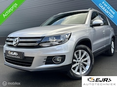 Volkswagen Tiguan - 1.4 TSI Sport&Style CLIMA*PDC*HAAK*1600KG