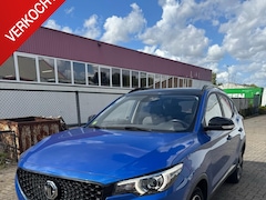MG ZS - EV Luxury 45 kWh OPKNAPPER - schade AchterBumper en AchterKlep