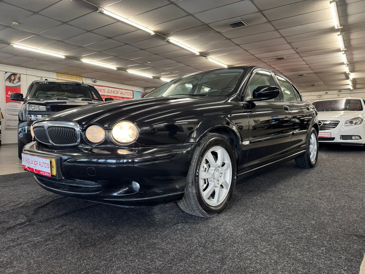Jaguar X-type - 2.0 V6 SE. Leer, Youngtimer, cruise control, Displ en meer! - AutoWereld.nl